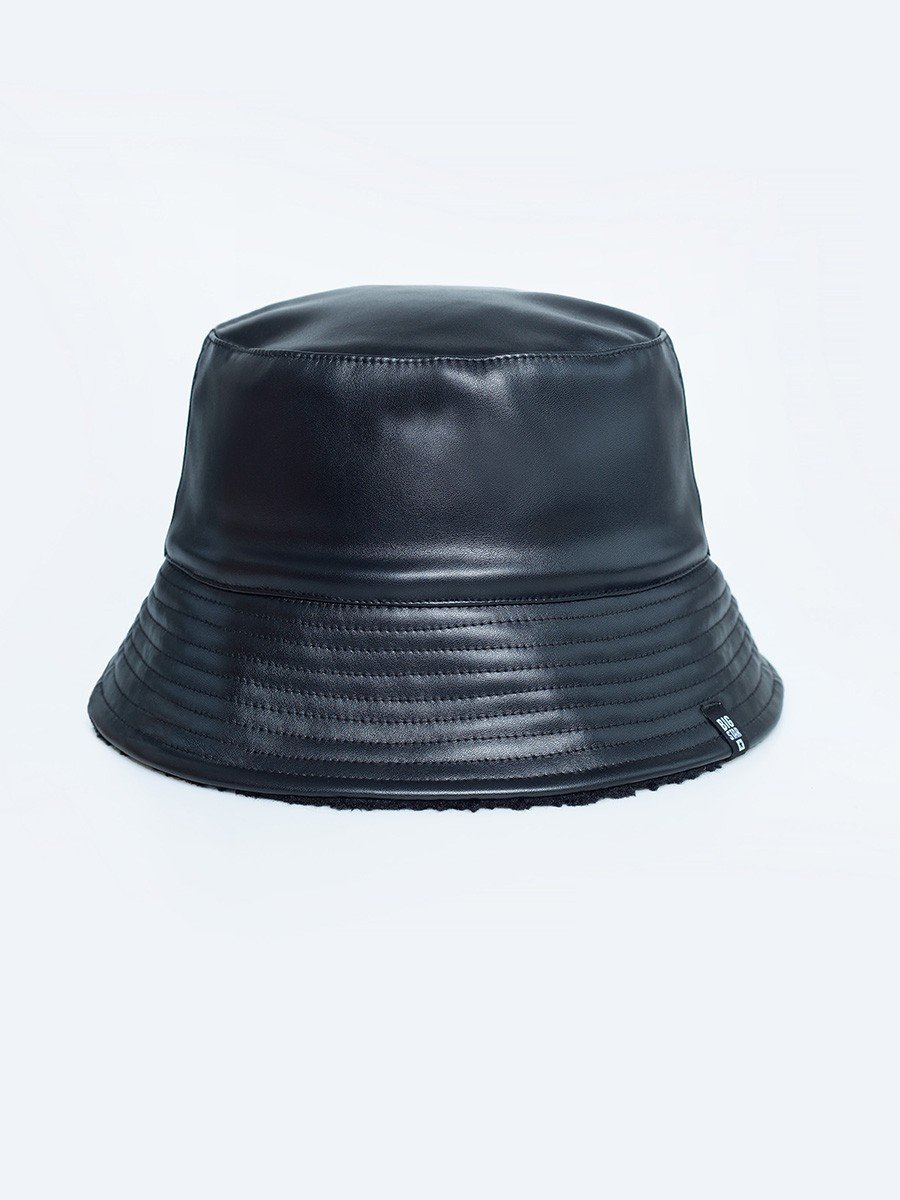 Dwustronny kapelusz damski ze skóry ekologicznej typu bucket Cosita 906 BIG STAR