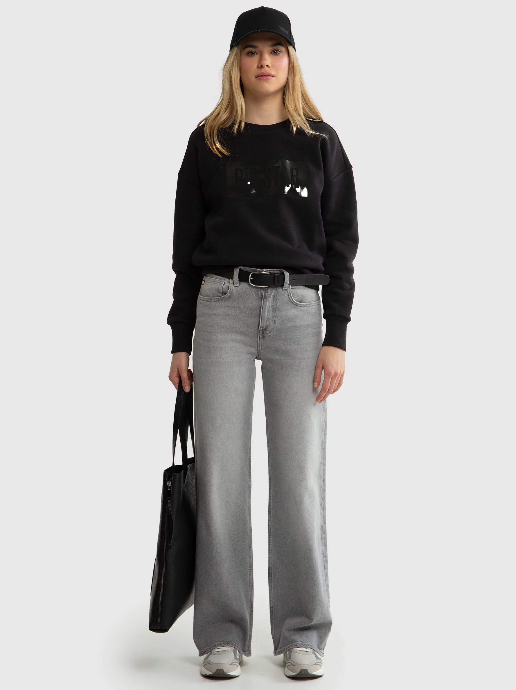 Bluza damska z aplikacją czarna Oneidea 906 - Kolor: Czarny