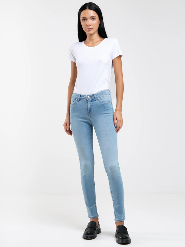 Jeansy damskie skinny jasnoniebieskie Adela 105