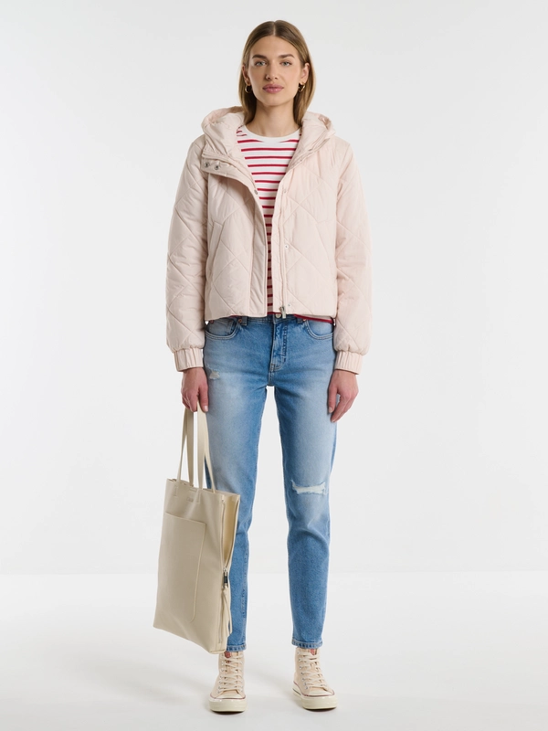 Kurtka damska pikowana z kapturem przejściowa kremowa Pery 103