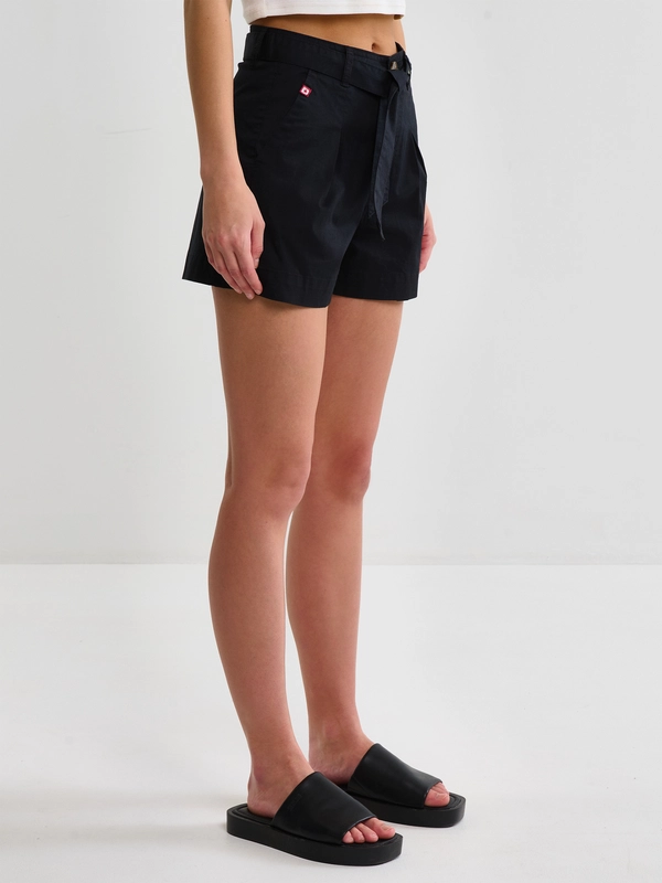 Szorty damskie tkaninowe czarne Atsuko 907