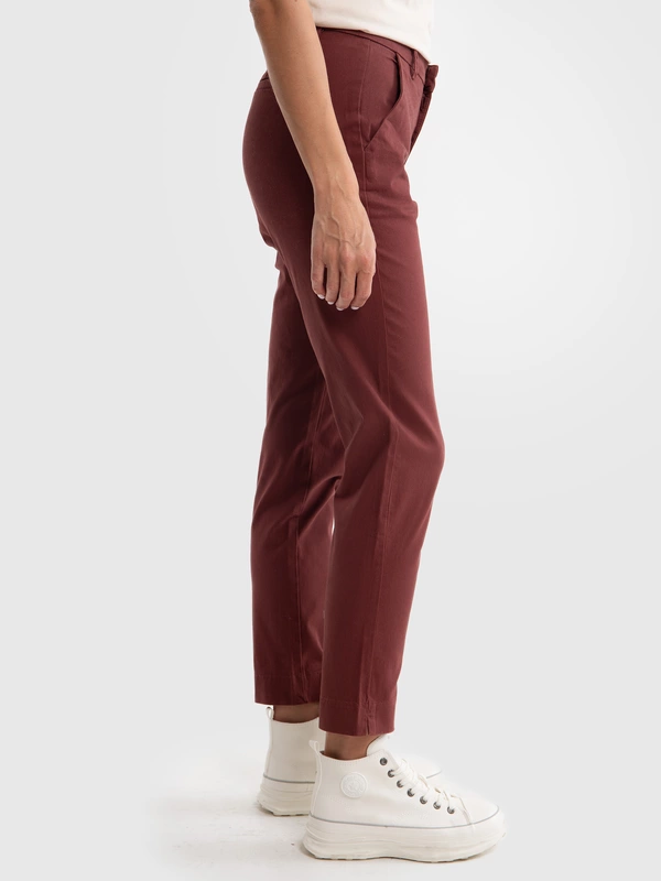 Spodnie damskie chinosy bordowe Danai 604