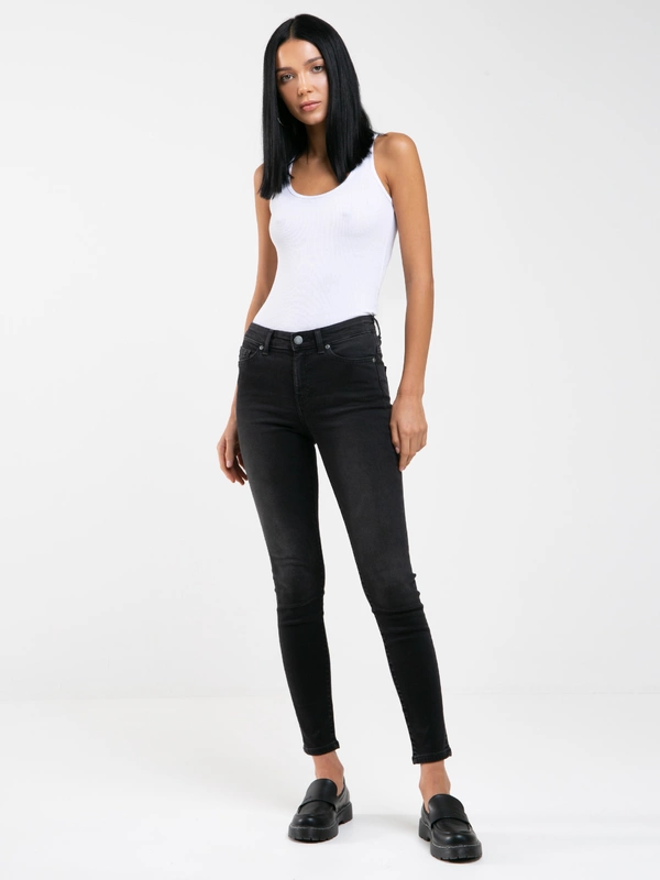 Jeansy damskie skinny z przetarciami czarne Adela 961