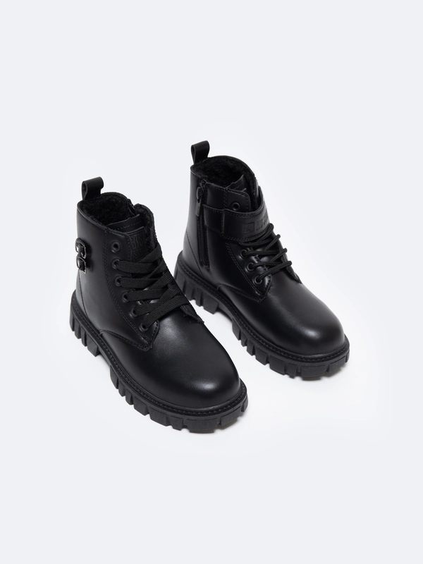 Trapery dziecięce ze skóry ekologicznej czarne OO374084 906