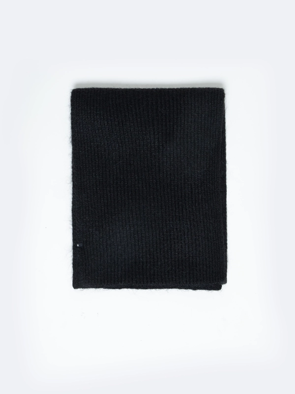 Szalik damski czarny Poleni 906