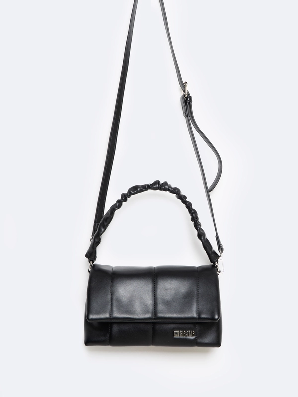 Torebka damska typu crossbody czarna OO574117 906