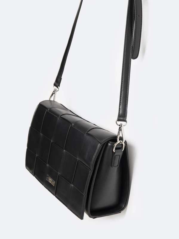 Torebka damska typu crossbody czarna OO574095 906