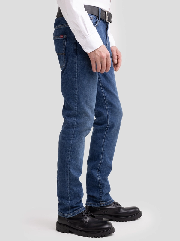 Jeansy męskie dopasowane niebieskie Martin 553