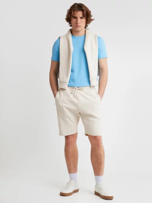 Koszulka męska slim z niewielkim nadrukiem na piersi niebieska Irter 401