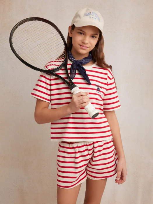 Czapka z daszkiem dziecięca kremowa Rubito 102