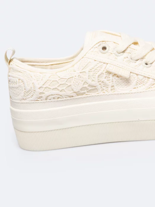 Trampki damskie z koronką beżowe RR274746 801