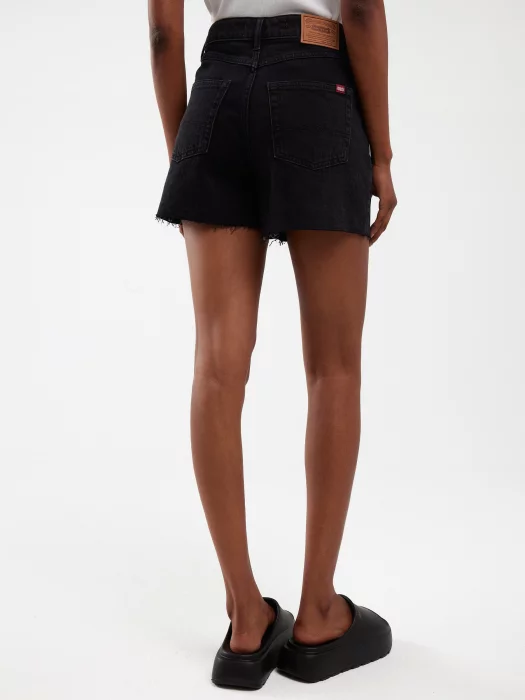 Szorty damskie jeansowe z kolekcji Authentic czarne Authentic Girl 937