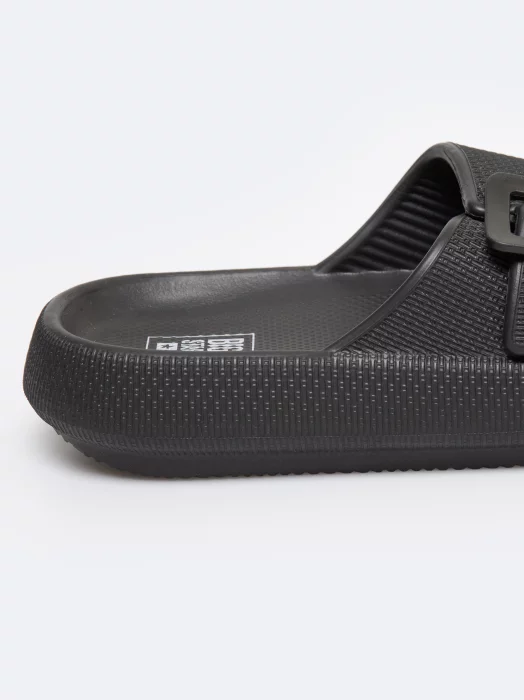 Klapki damskie z ozdobną klamrą czarne RR274A571 906