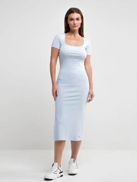 Sukienka damska midi błękitna Edmi 400
