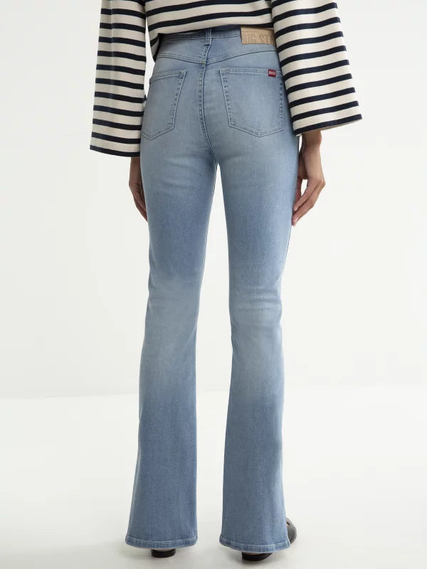 Jeansy damskie bootcut z rozcięciami jasnoniebieskie Blake 219