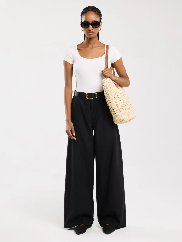Spodnie damskie z szeroką nogawką z dodatkiem lnu czarne Malu 907