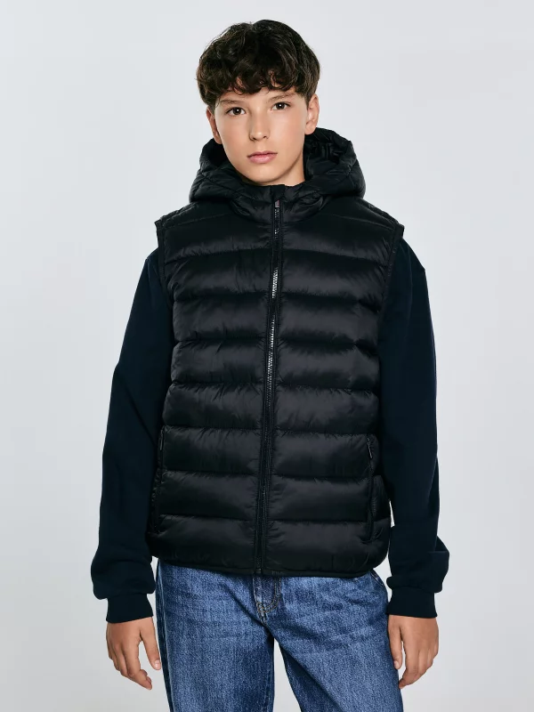 Kamizelka chłopięca pikowana czarna Benek 906