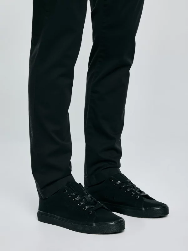Trampki męskie niskie czarne SS174001 906