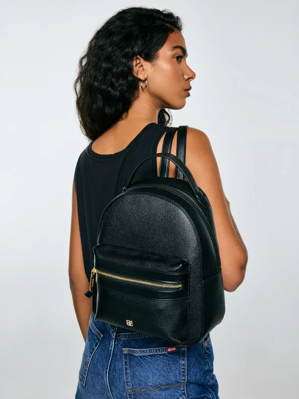 Plecak damski ze skóry ekologicznej czarny Caterinara 906