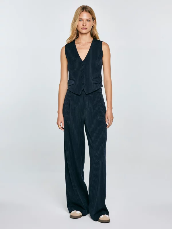 Kamizelka damska garniturowa w prążek granatowa Elvia 403