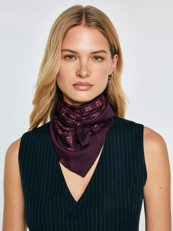 Szal damski z wiskozy z printem bordowy Margotta 604