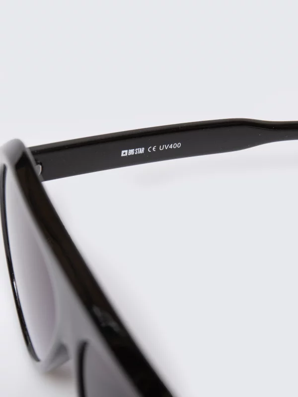 Okulary przeciwsłoneczne czarne Aradi 906