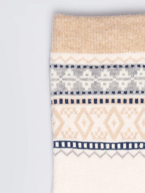 Skarpety ze wzorem skandynawskim kremowe Akseli 102