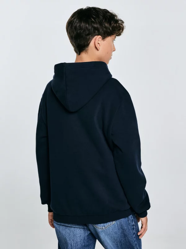 Bluza chłopięca z kapturem z haftem granatowa Liron 403