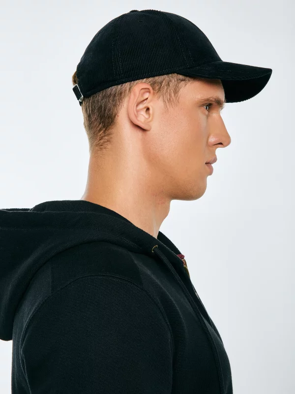 Czapka z daszkiem sztruksowa czarna Cordi 906