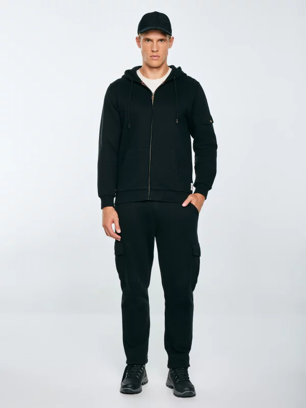 Spodnie męskie dresowe z kieszeniami cargo czarne Jagmurp 906