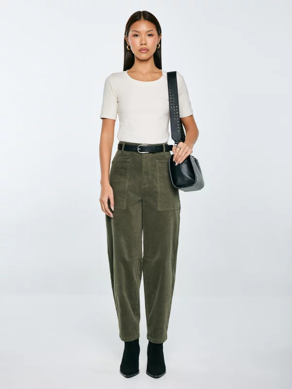 Spodnie damskie sztruks 7/8 z kieszeniami khaki Nadine 303