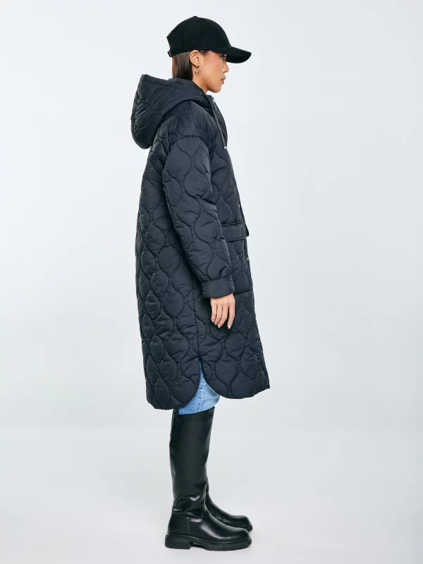 Płaszcz damski oversize z ozdobnym pikowaniem czarny Kinnetisa 906