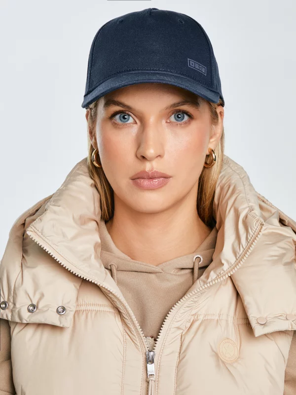 Czapka z daszkiem z delikatnym logo BIG STAR granatowa Neriso 403