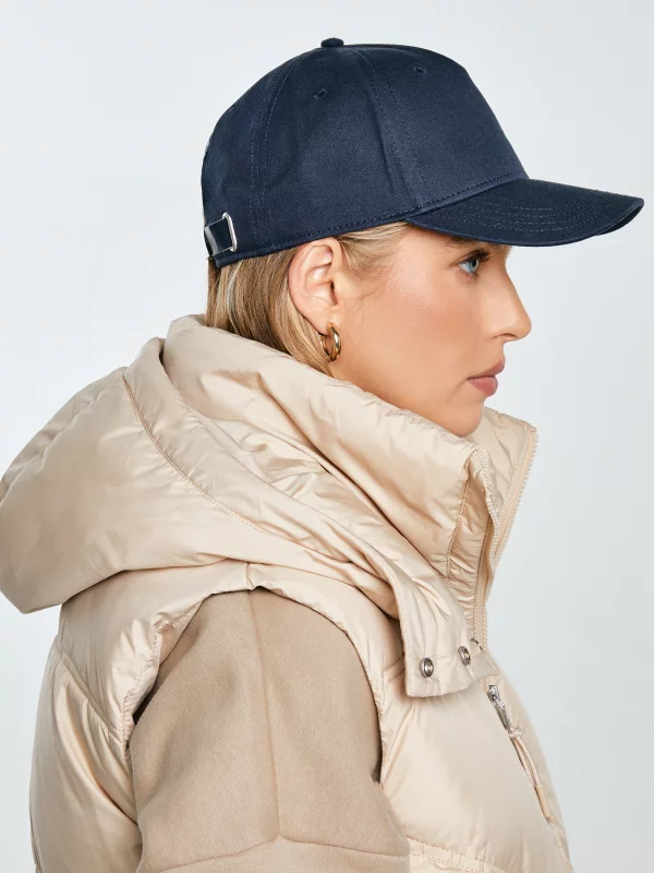 Czapka z daszkiem z delikatnym logo BIG STAR granatowa Neriso 403