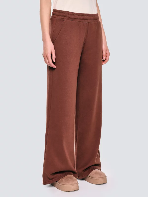 Spodnie damskie dresowe z prostą nogawką brązowe Martap 804