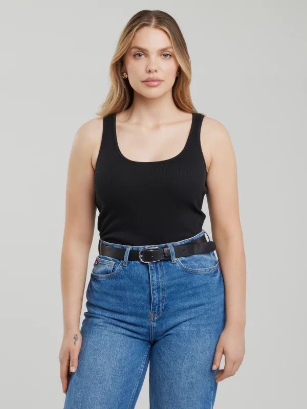 Koszulka damska na ramiączkach czarna Alena 906