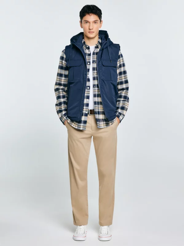 Kamizelka męska z kapturem granatowa Yves 403