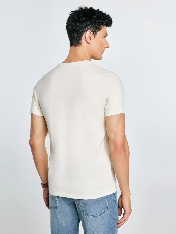 Koszulka męska z haftem na piersi kremowa Serer 103