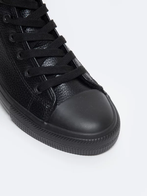 Trampki męskie wysokie ze skóry ekologicznej czarne MM174012 906