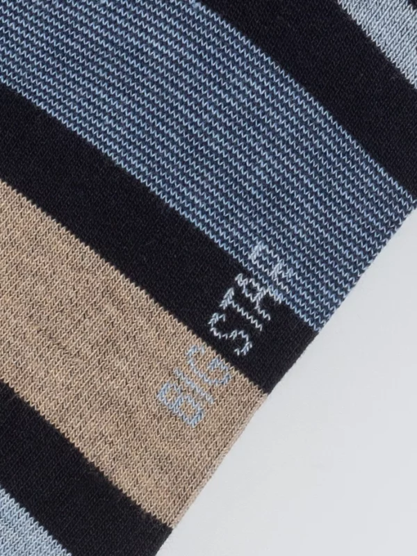 Skarpety męskie bawełniane w kolorowe paski czarne Ismaelo 906