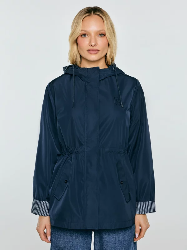 Kurtka damska przeciwdeszczowa z regulacją w talii z kapturem granatowa Lisa 403