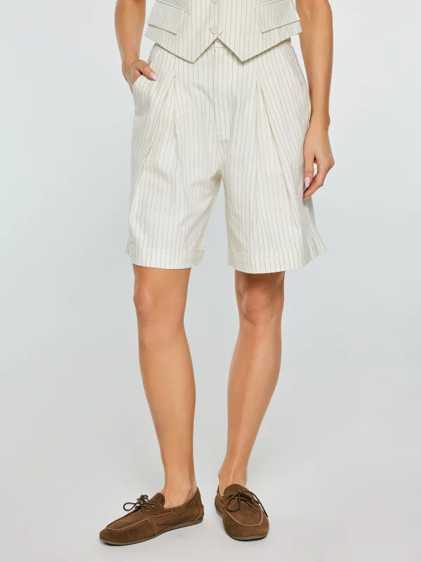 Szorty damskie lniane w prążek kremowe Kinnisa 102