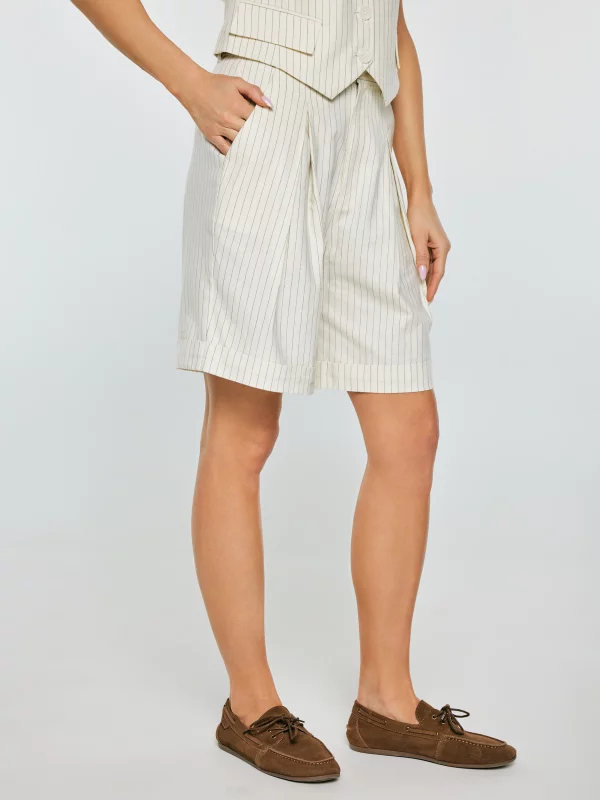 Szorty damskie lniane w prążek kremowe Kinnisa 102
