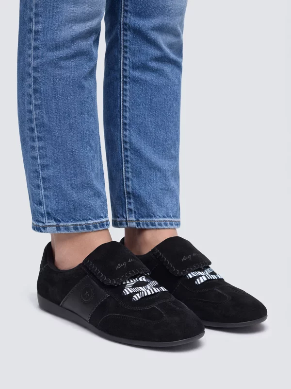 Sneakersy damskie ze skóry naturalnej czarne TT274688 906