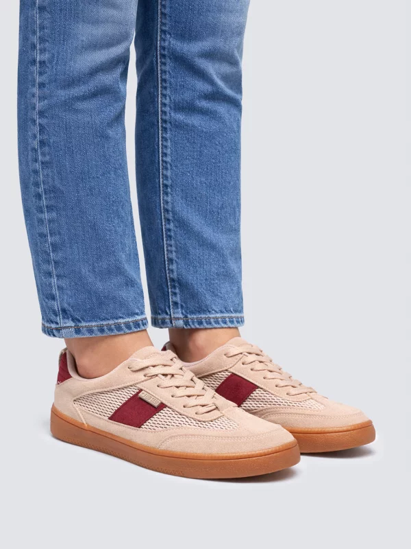 Sneakersy damskie z czerwonymi wstawkami jasnoróżowe TT274760 600