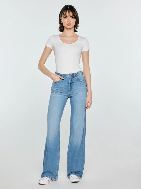 Jeansy damskie z szeroką nogawką niebieskie Atrea 111