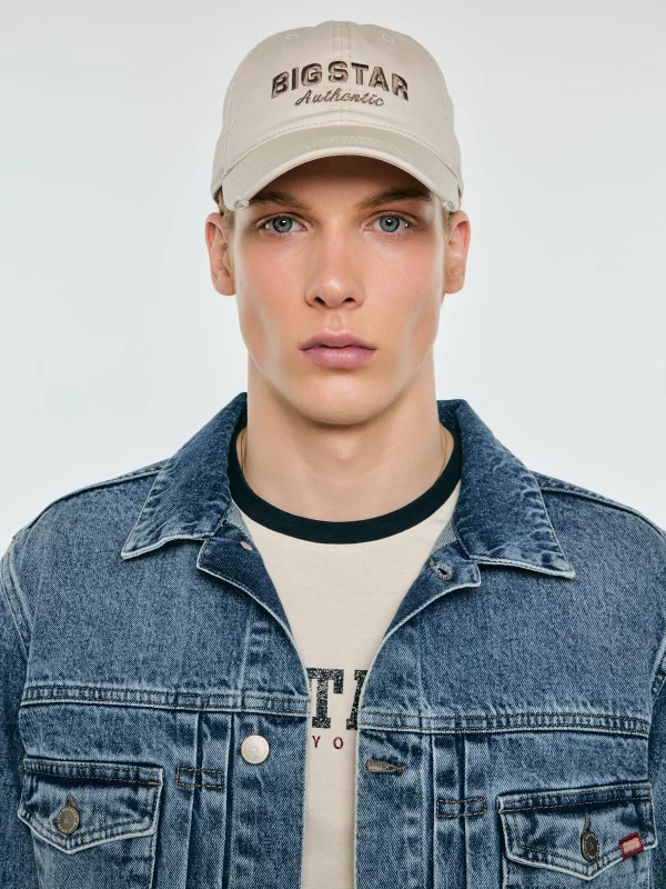 Czapka z daszkiem z haftem perłowa Densa 103