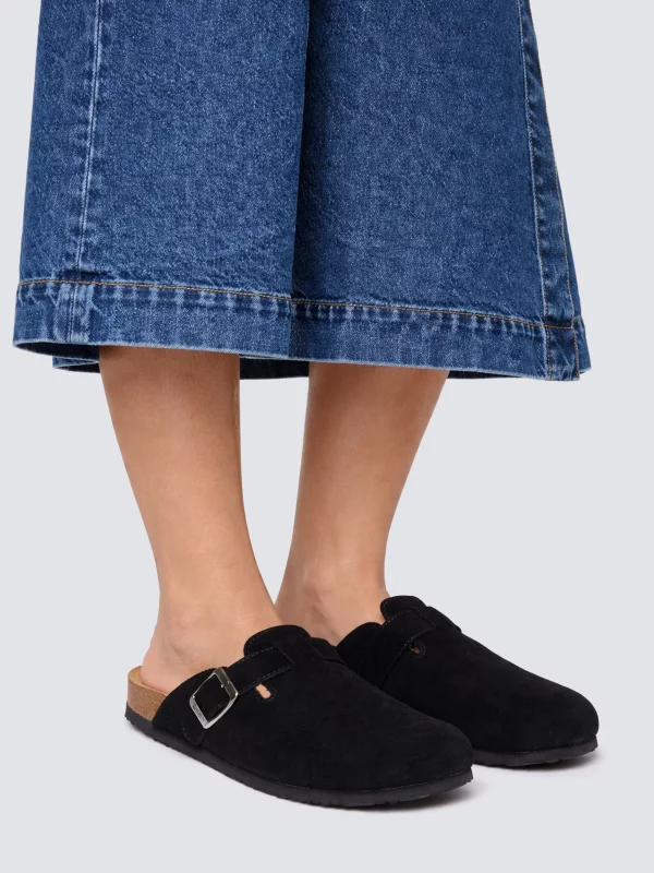 Klapki damskie z naturalnej skóry zamszowej czarne RR274A384 906