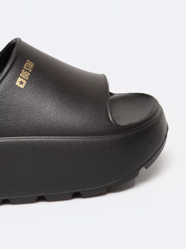 Klapki damskie na podwyższonej podeszwie czarne RR274A567 906