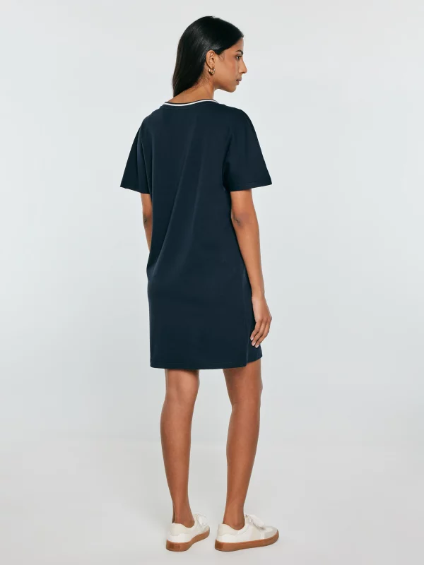 Sukienka damska dzianinowa z niewielkim haftem granatowa Zorkana 403